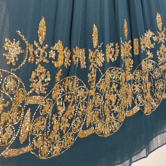 Anthropologie dress, dark green with metallic beading details,never worn. Size 6 - Picture 2 of 4